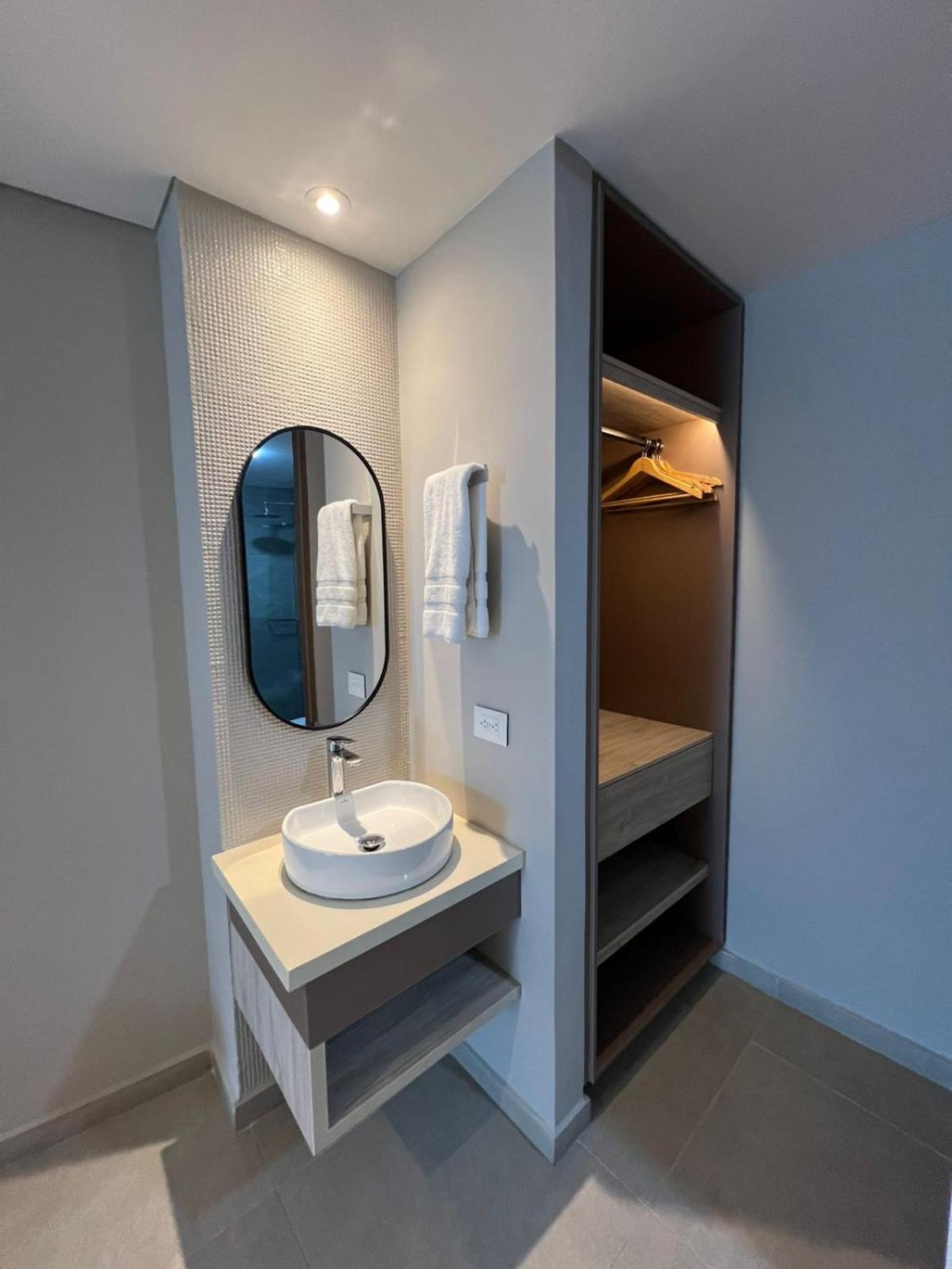 Zi One Luxury Hotel Pereira Ngoại thất bức ảnh